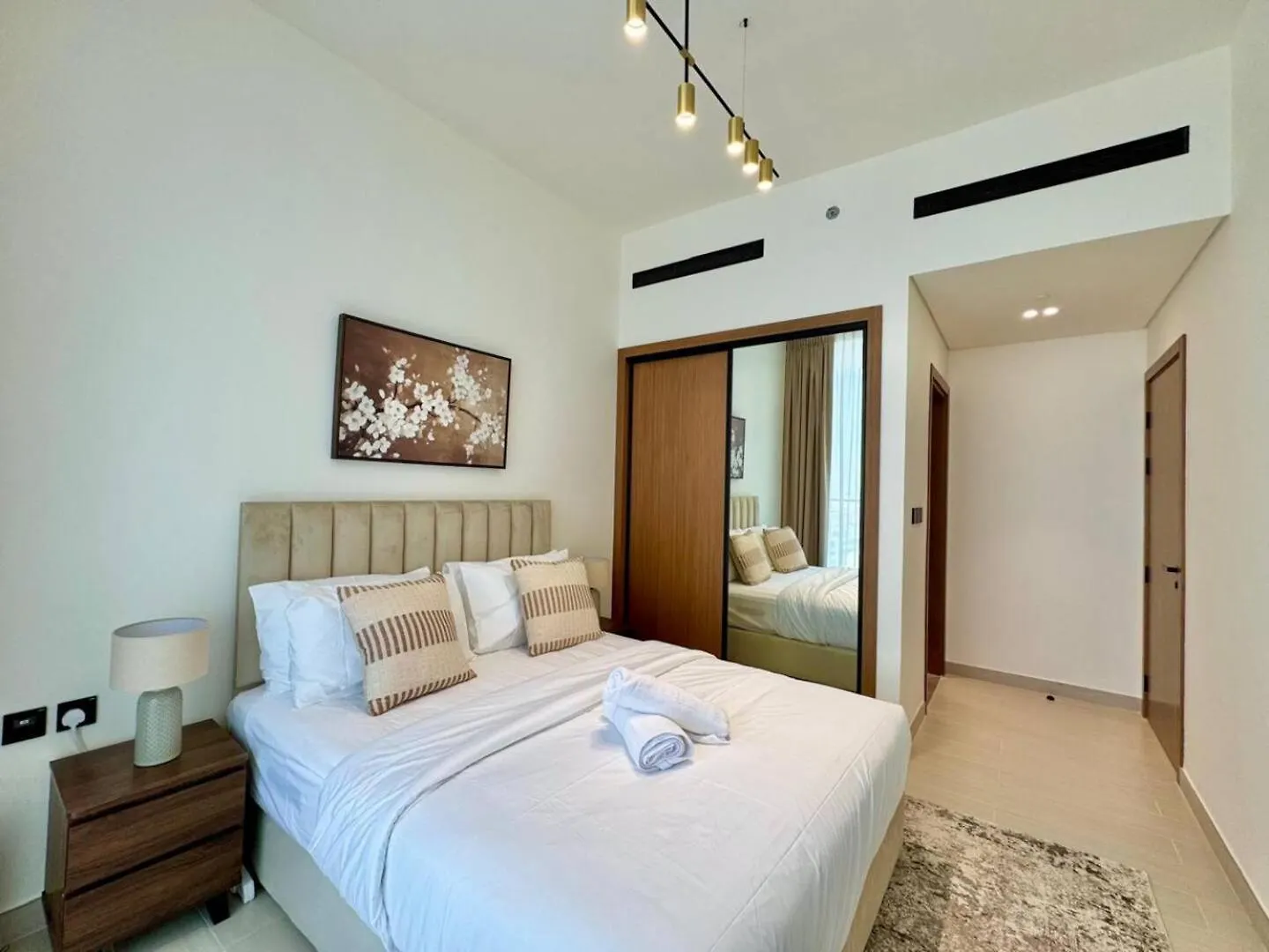 Cozy 1Br Wood & Beige Retreat In Jvc Apartment Dubai