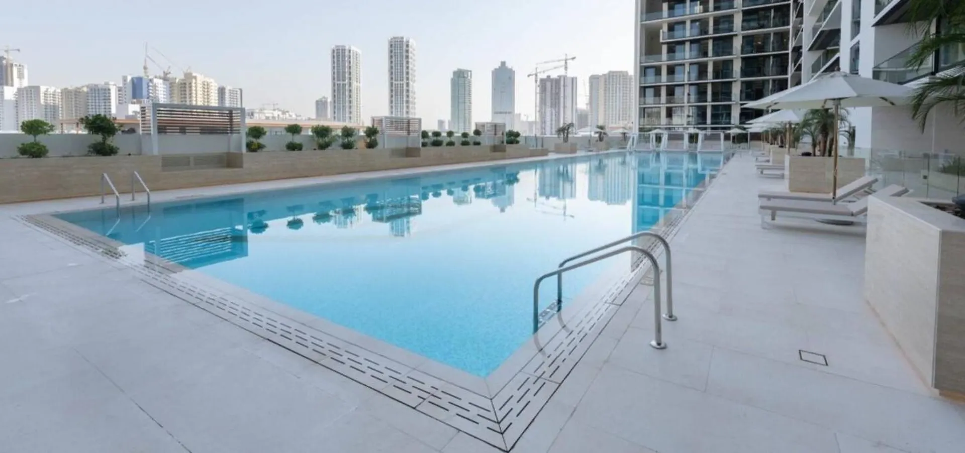 Cozy 1Br Wood & Beige Retreat In Jvc Apartment Dubai